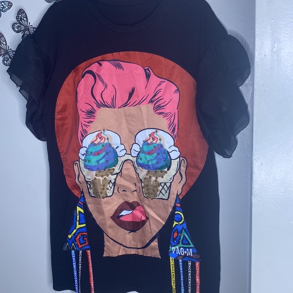 Plus Ruffle Sleeve Graffic Tee - Picture 2 of 4